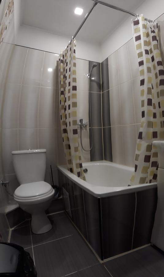 Сонячна Hotel ตรุสคาเวตส์ ภายนอก รูปภาพ