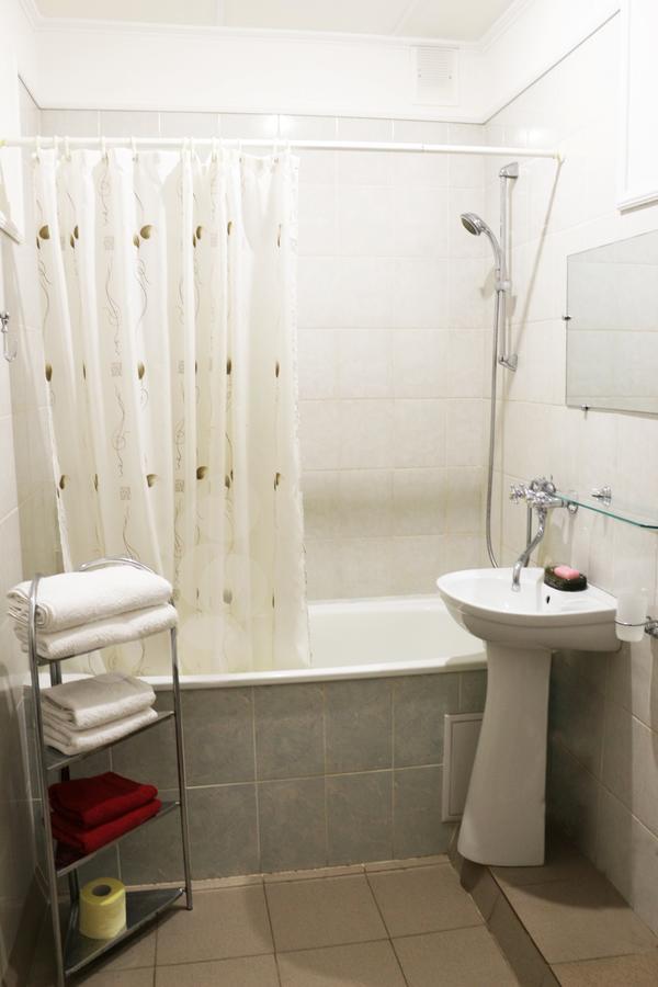Сонячна Hotel ตรุสคาเวตส์ ภายนอก รูปภาพ