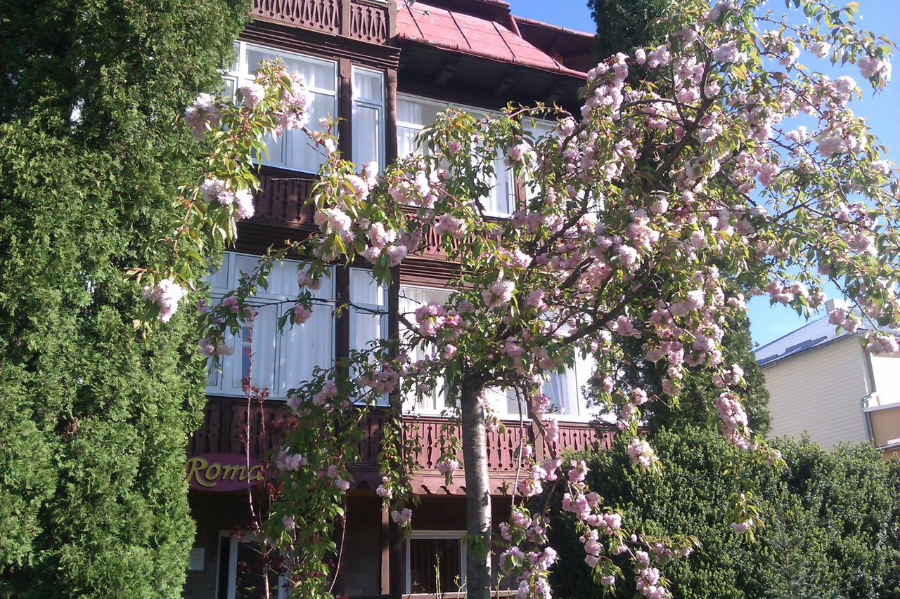 Сонячна Hotel ตรุสคาเวตส์ ภายนอก รูปภาพ