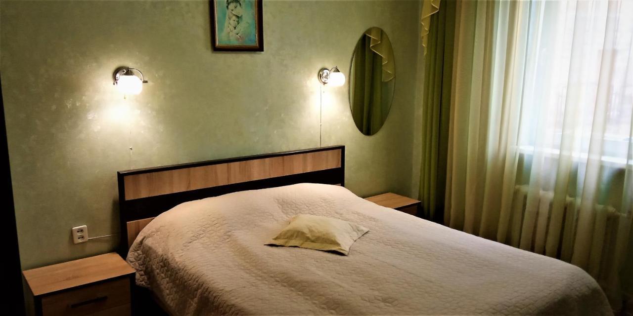 Сонячна Hotel ตรุสคาเวตส์ ภายนอก รูปภาพ